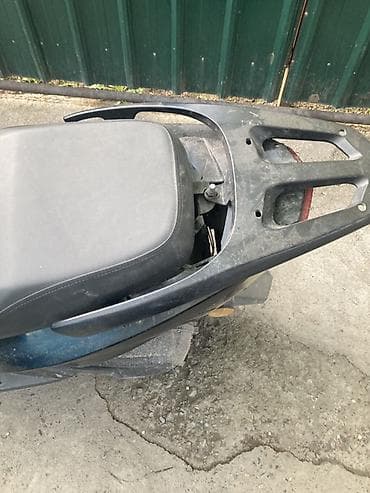 ремень скутер: Скутер 150см³ (бензиновый), черный Описание: - Городской скутер с — 1