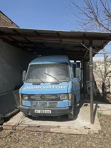 мерседес тягач: Грузовик, Mercedes-Benz, Стандарт, Б/у — 1