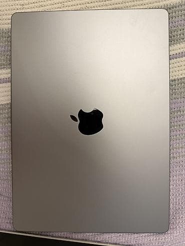 thunderbolt display: Apple MacBook (серый космос) с клавиатурой RU/EN. В отличном — 1