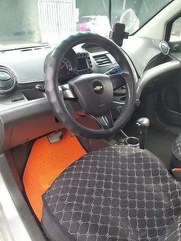 машина chevrolet gruze 2012: Chevrolet Spark: 2012 г., 1 л, Автомат, Бензин, Хэтчбэк — 7