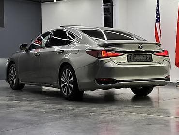 lexus 600: Lexus ES: 2019 г., 2.5 л, Вариатор, Гибрид, Седан — 3
