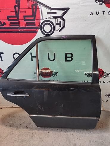 124 e500: Задняя правая дверь для Mercedes-Benz (седан/универсал) — 1