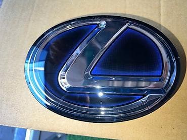 300h: Lexus, 2015 г., Новый, Оригинал — 1