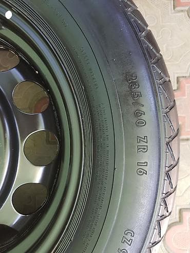 балон 16: Продаю запаску на W140 Кабан рестайлинг. 235/60/ZR 16 Continental — 2