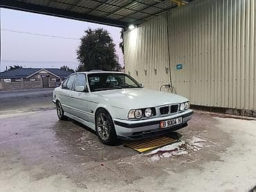 мото хонда: BMW 5 series: 1992 г., 2 л, Механика, Бензин, Седан — 4