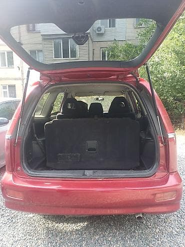 pod: Honda Stream: 2003 г., 1.7 л, Механика, Бензин, Универсал — 4