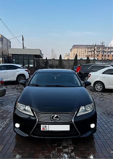 Lexus ES: 2012 г., 2.5 л, Автомат, Бензин, Седан at lalafo.kg Lexus ES: 2012 г., 2.5 л, Автомат, Бензин, Седан