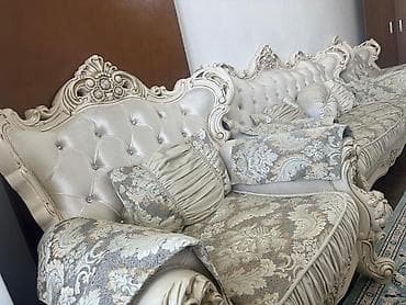 деревянный диван: Элегантная диванная группа в стиле барокко, выполненная в светлых — 5