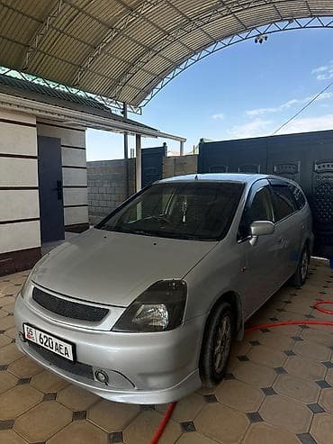 passat variant: Honda Stream: 2002 г., 1.7 л, Автомат, Бензин, Универсал — 1