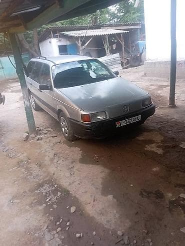 5 5 compressor: Volkswagen Passat: 1991 г., 2 л, Механика, Газ — 2