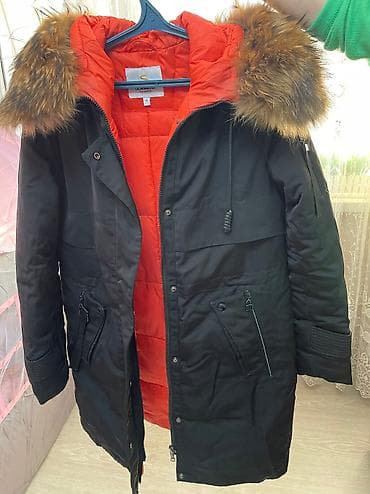 Продаю парка куртку размер xl 46-50качество отличное очень тёплая