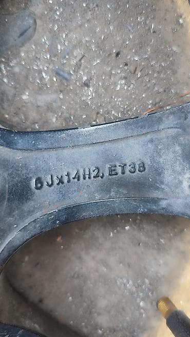 w210 cdi: Литые Диски R 14 Комплект, отверстий - 4, Б/у — 4