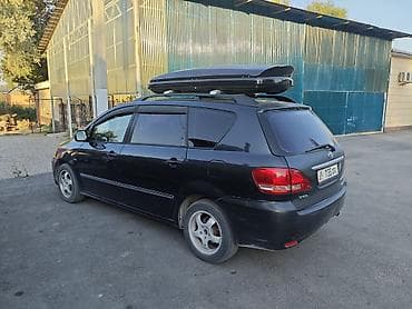 mini v: Toyota Avensis Verso: 2002 г., 2 л, Механика, Дизель, Минивэн — 4