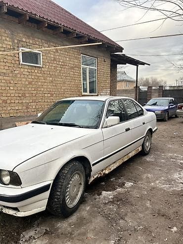 opel vektra b: BMW 5 series: 1991 г., Седан — 4