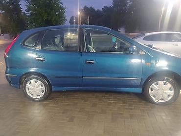almer: Nissan Almera Tino: 2001 г., 1.8 л, Минивэн — 2