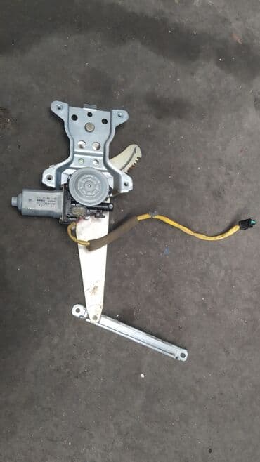 Nissan Skyline v35 стеклоподьемник, Ниссан Скайлайн v35