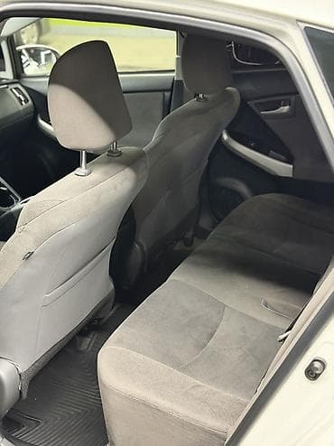 тайота приус 2015: Toyota Prius: 2015 г., Гибрид, Хэтчбэк — 8