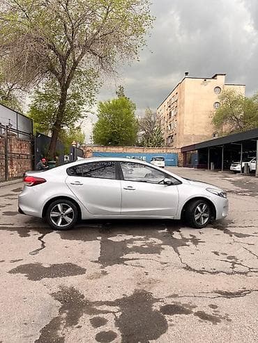 детские кресло в машину: Kia K3: 2018 г., 1.6 л, Автомат, Бензин, Седан — 4