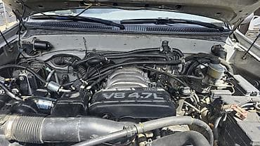 taiota hailander: Toyota Sequoia: 2003 г., 4.7 л, Бензин, Внедорожник — 7