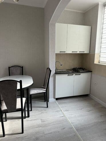 продаю с: 1 комната, 45 м², 3 этаж — 10