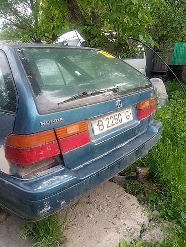 Унаа сатуу: Honda Accord: 1991 г., 2.2 л, Кол менен иштөөчү, Бензин, Универсал — 9