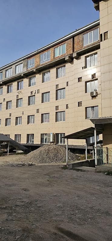 Батирлер: Продам 3 комнатную квартиру студию, общей площадью 85 квадратных — 1