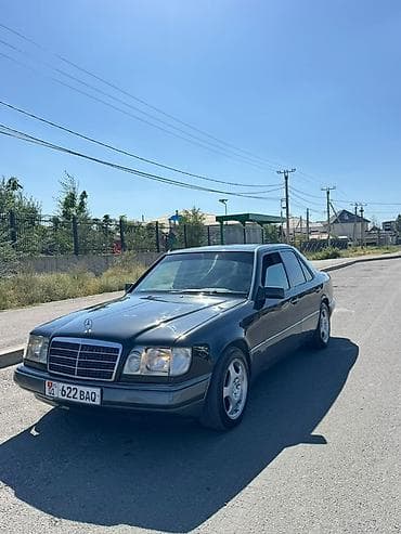 козырек 124: Mercedes-Benz W124: 1994 г., 2.8 л, Механика, Бензин, Седан — 2