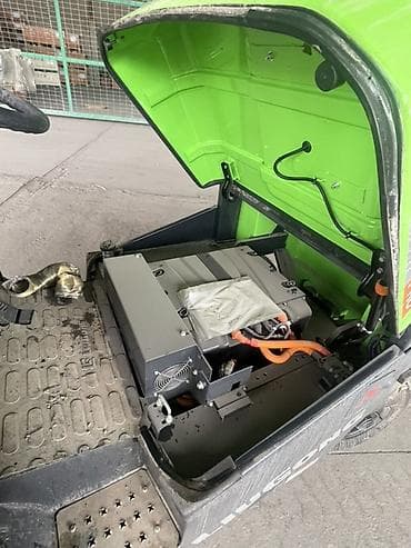 byd e7: Погрузчик, LiuGong, Колесный, Вилочный — 4