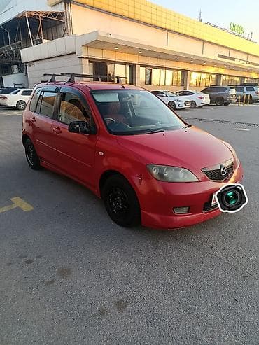 Mazda Demio: 2003 г., 1.5 л, Автомат, Бензин, Хэтчбэк