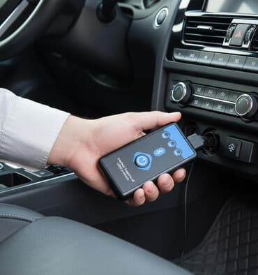 портативное зарядное устройство с розеткой: Продаю блютус автодиагностику ELM 327 OBD2, v 1.5, с кнопкой — 1