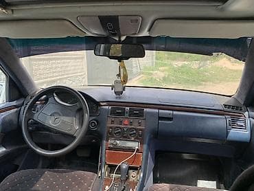 чехлы бу: Mercedes-Benz E-Class: 1996 г., 2 л, Автомат, Бензин, Седан — 5