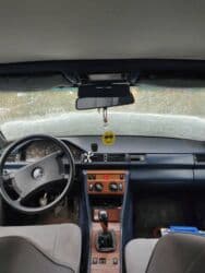 домкраты бу: Mercedes-Benz W124: 1989 г., 2.3 л, Механика, Бензин, Седан — 3