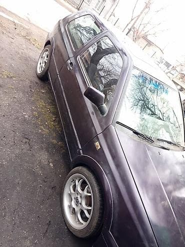 golf: Volkswagen Golf: 1993 г., 2 л, Механика, Бензин, Хэтчбэк — 3