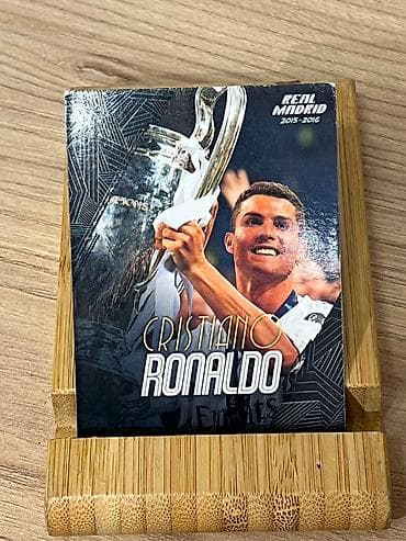 карточки футбольные: Коллекционная карточка Cristiano Ronaldo — Real Madrid 2015–2016. - — 4