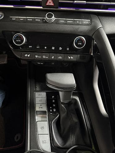 huindai sonata: Hyundai Avante: 2021 г., 1.6 л, Автомат, Бензин, Седан — 1