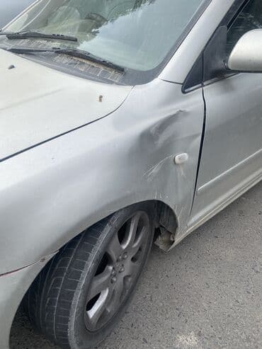 продаю в связи с переездом: Toyota Avensis: 2003 г., 2 л, Автомат, Бензиновая, Универсал — 2