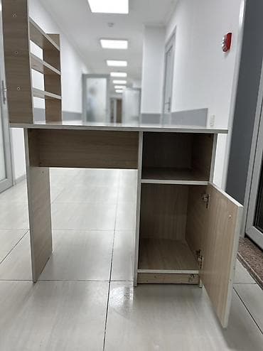 Мебель: Маникюрный стол - Материал: ЛДСП в светлом древесном декоре, кромка в — 3