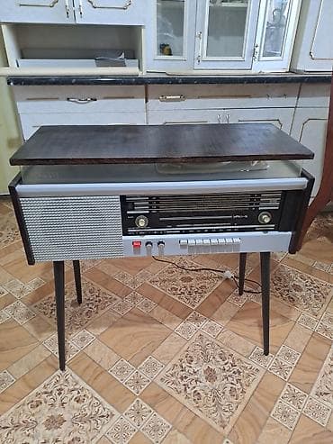 Радиола "Урал-5" после профилактики. Fm диапозон. На звукоснимателе at lalafo.kg Радиола "Урал-5" после профилактики. Fm диапозон. На звукоснимателе