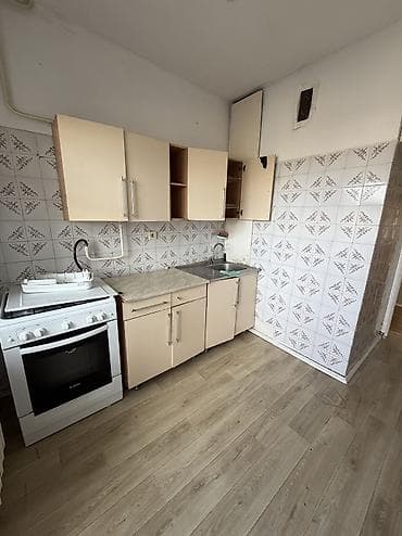 4: 4 комнаты, 86 м², 12 мкр 106 серия, 1 этаж, Старый ремонт — 3