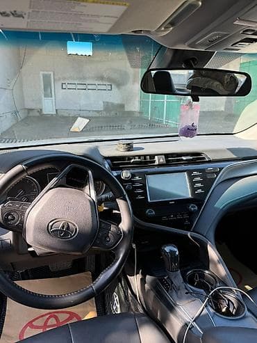 Транспорт: Toyota Camry: 2020 г., 2.5 л, Автомат, Бензин, Седан — 10