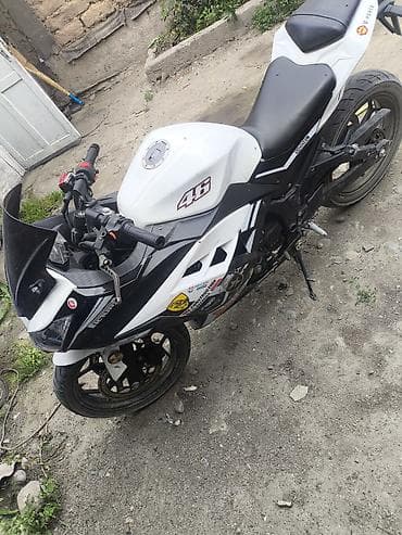Мототехника: Спортбайк Kawasaki, 250 куб. см, Бензин, Чоңдор үчүн, Колдонулган — 2