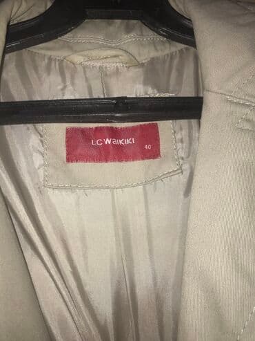 louis: Пуховик оригинал в отличном состоянии800сом, размер42-44,Плащик на — 7