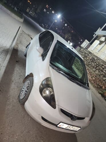 ключ на хонду: Honda Fit: 2002 г., 1.3 л, Вариатор, Бензиновая, Хэтчбэк — 1