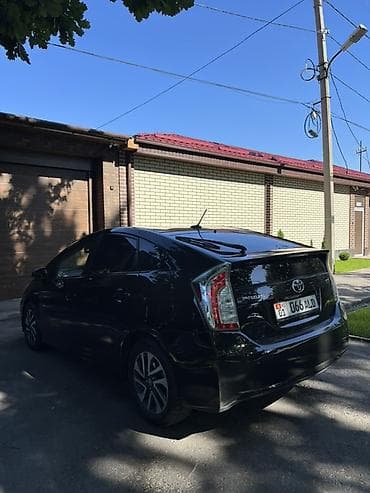 Toyota: Toyota Prius: 2014 г., 1.8 л, Вариатор, Гибрид, Хэтчбэк — 4