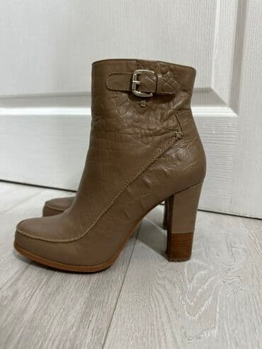 кроксы крокс crocs: Женские полуботинки/ботильоны на каблуке. В Basconi куплены - — 2