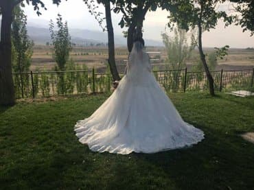 прокат национальных костюмов для детей: Продается или сдаётся на прокат красивое свадебное платье. В хорошем — 2