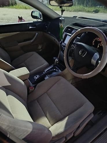 mazda 626 2001: Honda Accord: 2003 г., 2 л, Автомат, Газ, Седан — 9