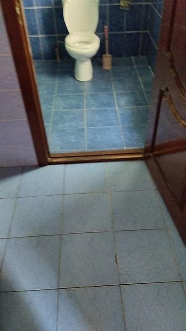 Бөлмөлөрдү ижарага берүү: Сдам просторные комнаты в жилом доме. Описание: - Большие светлые — 7