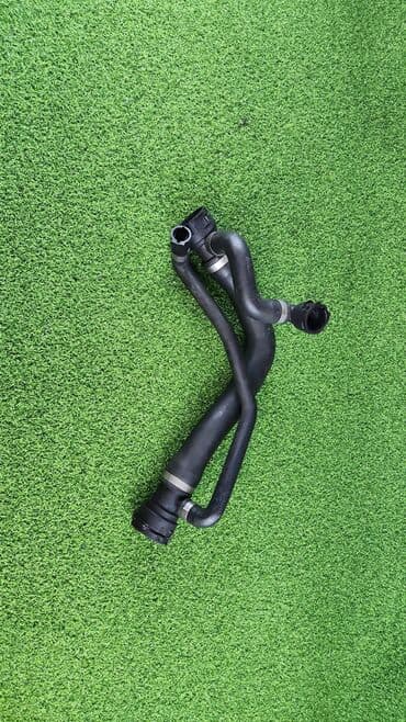 блок предохранителей: Патрубок 8 Е60 с двс 540i 550i E63 с двс 650i В отличном состоянии — 4