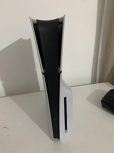 Техника и электроника: Продаю Playstation 5 с дисководом, купил пол года назад и почти не — 3